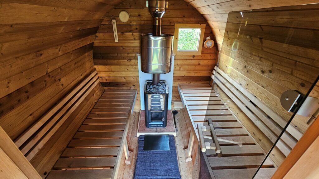 Sauna Fasssauna Innenansicht