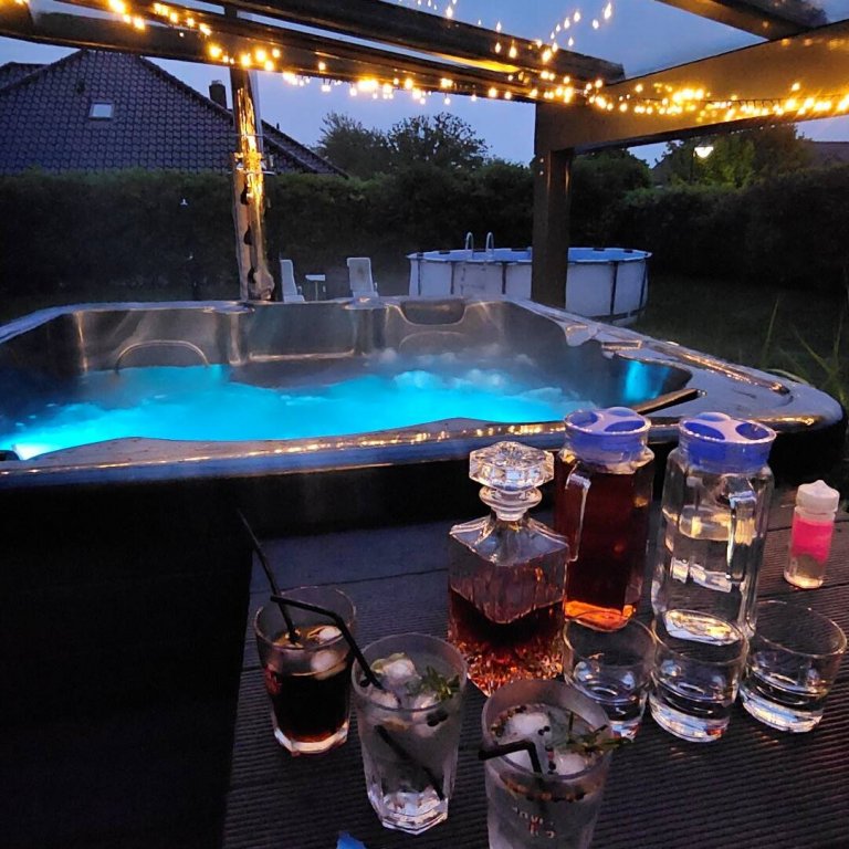 Hot Tub Party