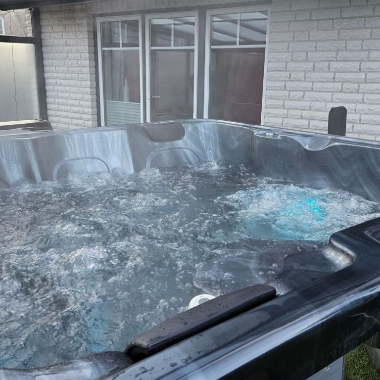 Hot Tub befüllt