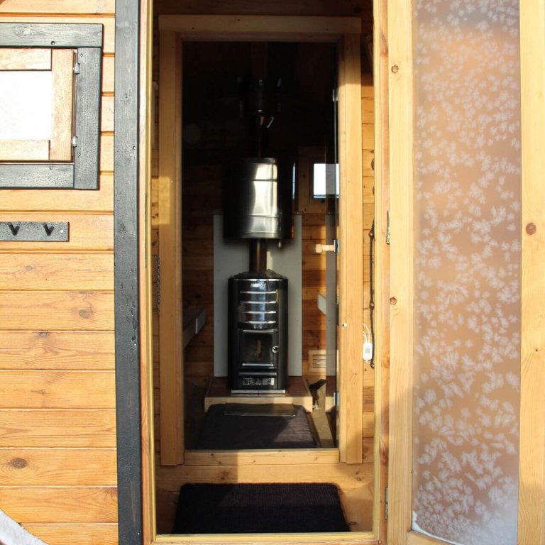 Sauna Innenansicht Eingang